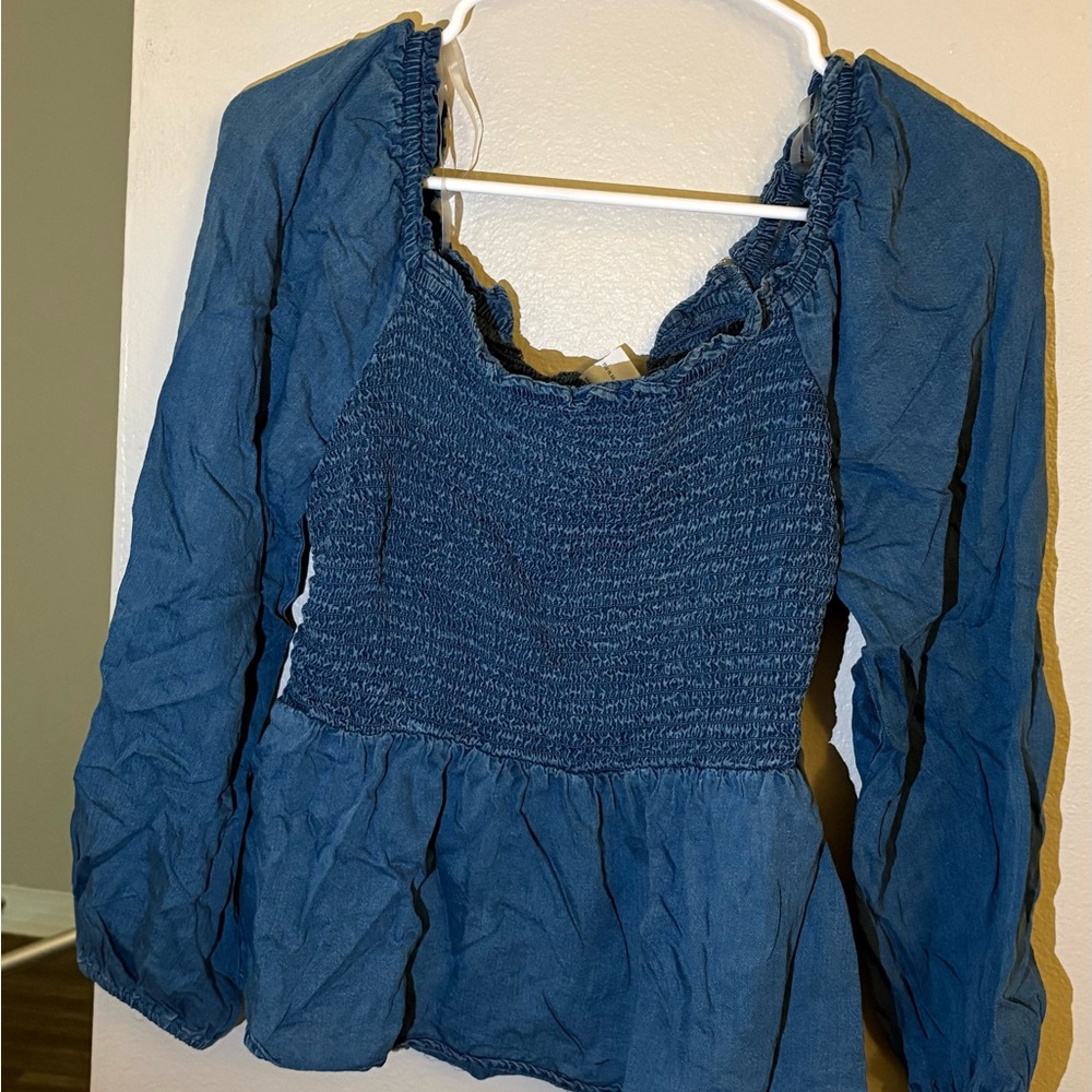Old Navy Blue Smocked denim like top